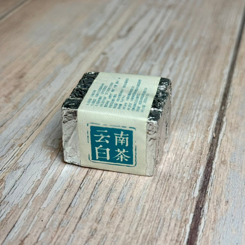 Weißer Tee "Gong Mei", aus Yunnan