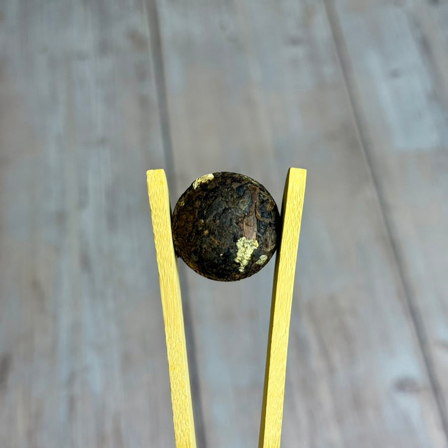 Shou Pu-Erh mit Lotus, aus Yunnan