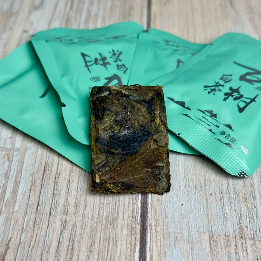 Weißer Pu-Erh „Bai Mu Dan“, aus Fujian