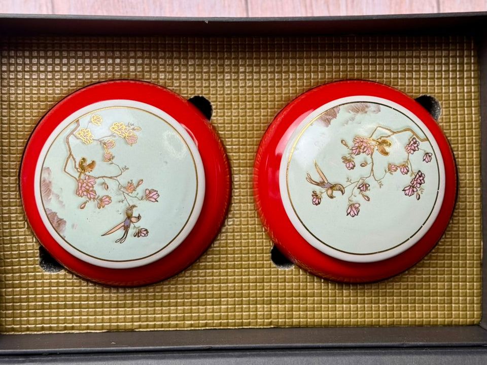 Premium-Geschenkset mit Schwarztee „Zhen Shan Xiao Zhong“ und Milch-Oolong „Nai Xian“