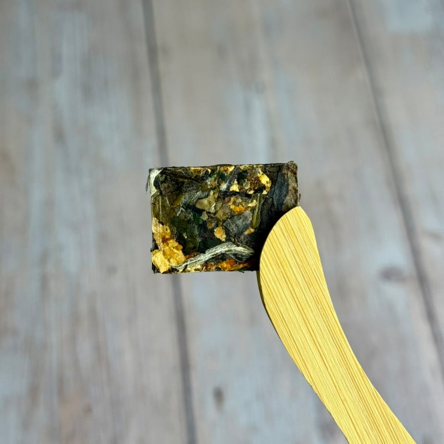 Weißer Pu-Erh mit Mandarine, aus Fujian