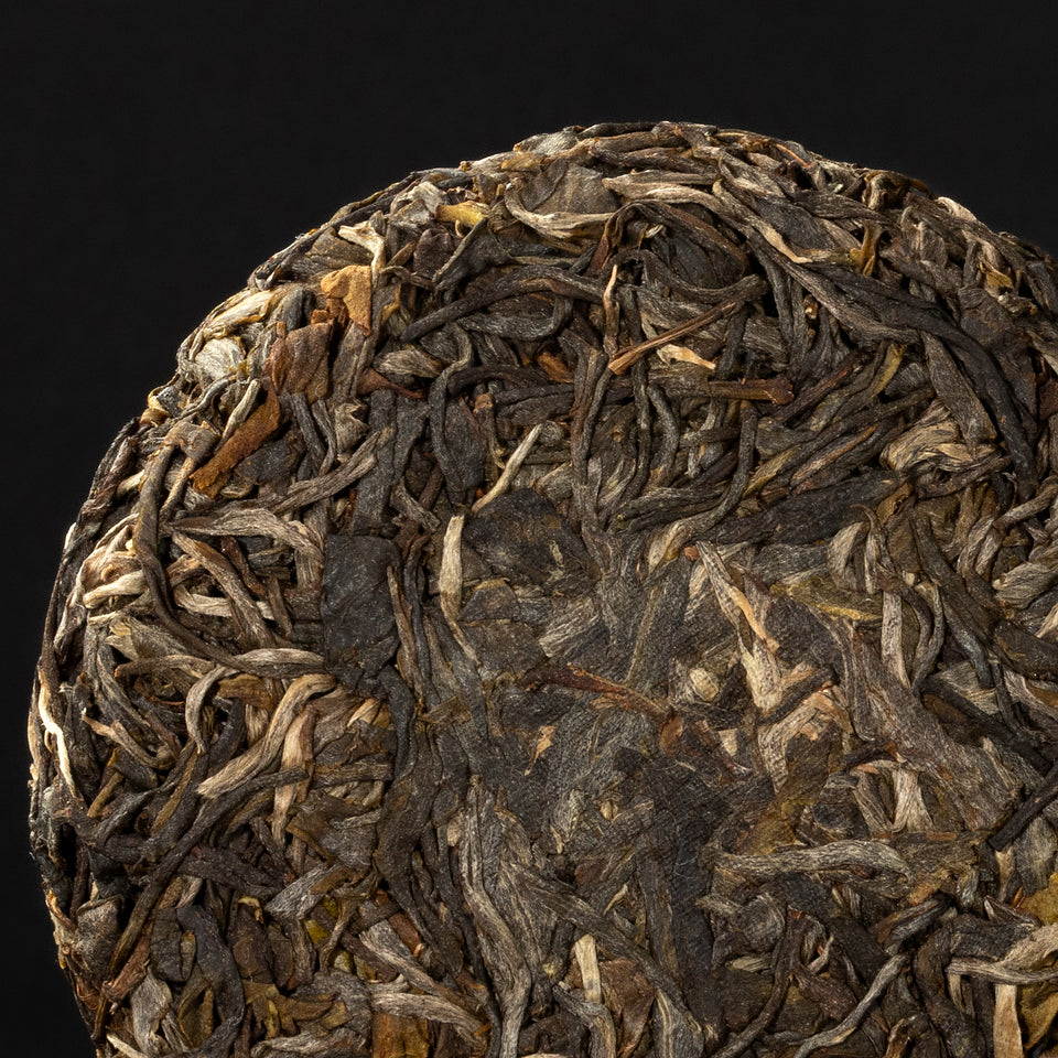 
Sheng Pu-Erh Tee „Yi Wu Wan Gong“, 2021, aus Yunnan Bild 2