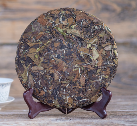 Sheng Pu-erh “Golden Leaf of Menghai”